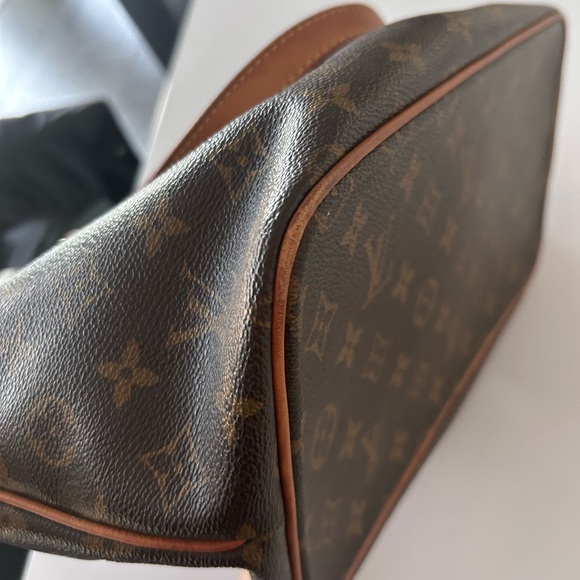 Louis Vuitton Palermo - Picture 5 of 16